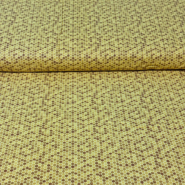 Golden Honeycomb Blender Fabric – 100% Cotton | 45” Wide